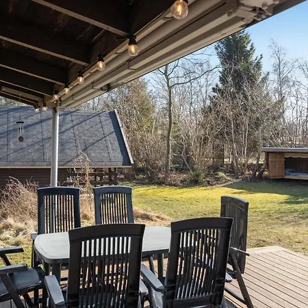 3 Bedroom Gorgeous In Feriehus